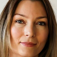 Sierra Shine Meztelen