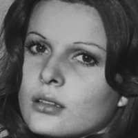 Simonetta Stefanelli Meztelen