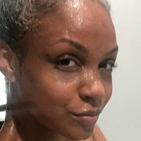 Sinnamon Love Meztelen