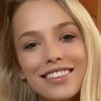 Skye Marie Meztelen