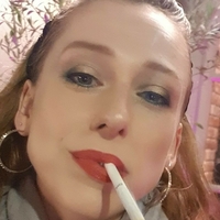 smokingmom Meztelen