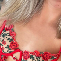 sofiasuprisd69 Meztelen