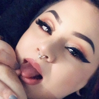 Spooky Girl Love Meztelen
