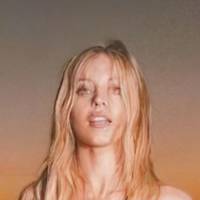 Sydney Sweeney Meztelen