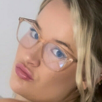 Sydney Wilson Meztelen