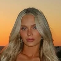 Sydney Zima Meztelen