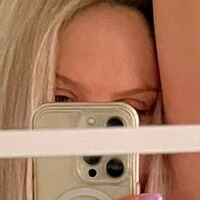 taylabowie Meztelen