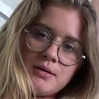Taylor Blake Meztelen
