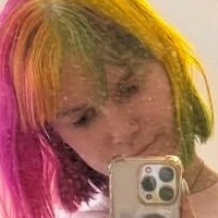 The Queer Kiwi Meztelen