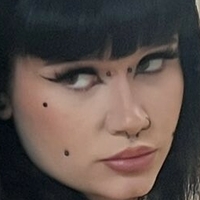 trinbxby Meztelen