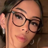 tsleila Meztelen