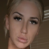 UrOnlyKarma Meztelen