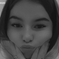 valya_ Meztelen