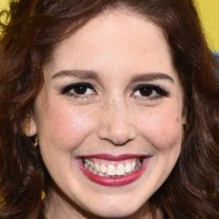 Vanessa Bayer Meztelen