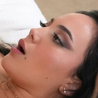 Victor Ray / Vic Ray Meztelen