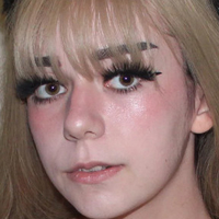 Violet Evangeline Meztelen