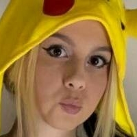 yell0 Meztelen