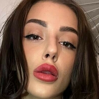 yourveronika Meztelen