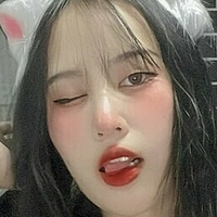 yunnechan Meztelen