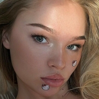 zarayoung Meztelen